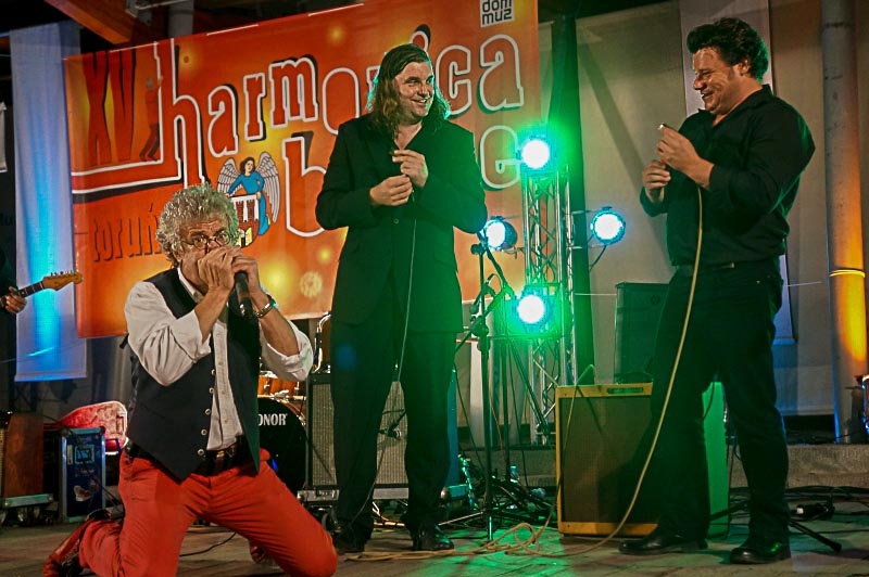Sławek Wierzcholski, Giles Robson i Matyas Pribojszki w finale Harmonica Bridge Festival 2015