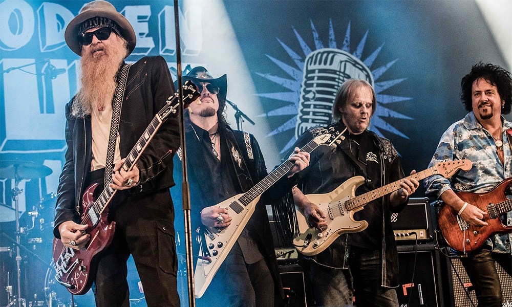 Billy Gibbons z ZZ Top (z lewej) zagra z Supersonic Blues Machine podczas XI Suwałki Blues Festival 2018 by Scott Rosenbaum