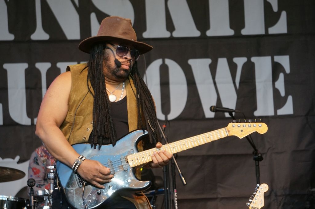 Niki Buzz otworzy Toruń Blues Meeting 2016